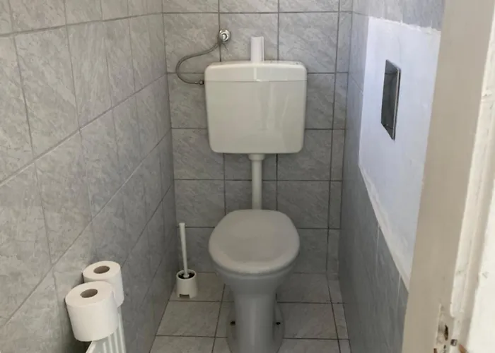 Pazmaniten Appartement *
